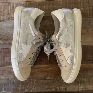 Womens star silver sneakers